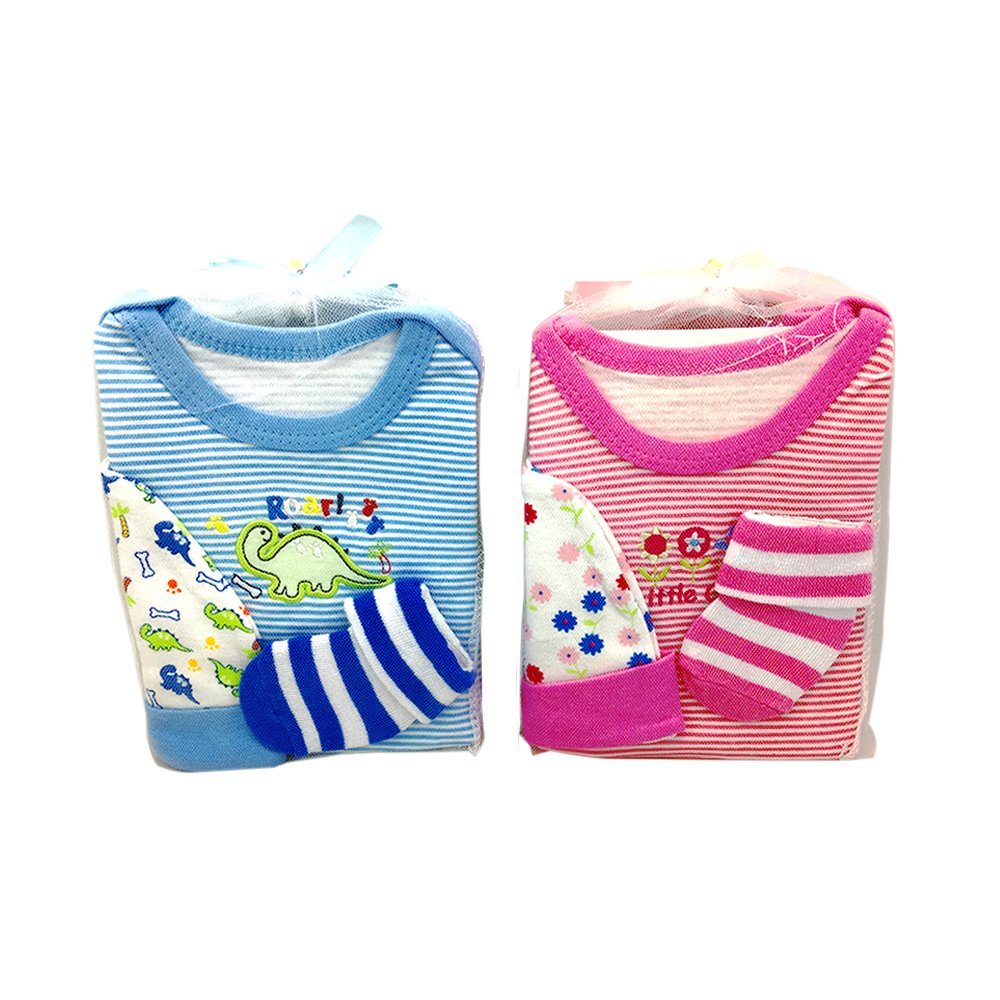 4 PCS BABY GIFT SET FOR BOYS OR GIRLS 0/6 MONTHS